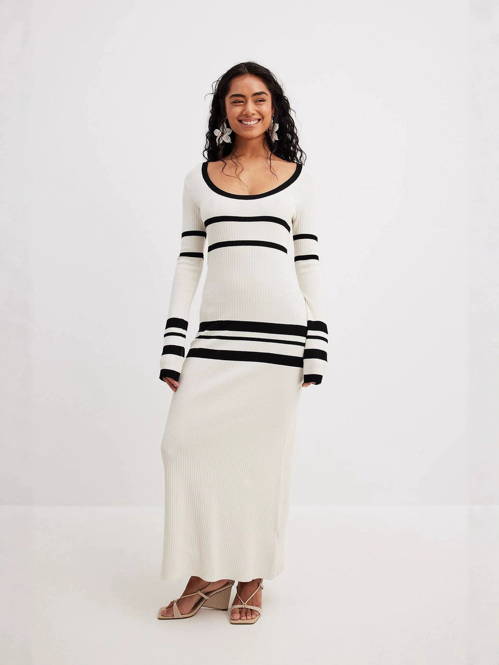 Zara Color Block Round Neck Cutout Long Sleeve Slim Fit Knit Dress